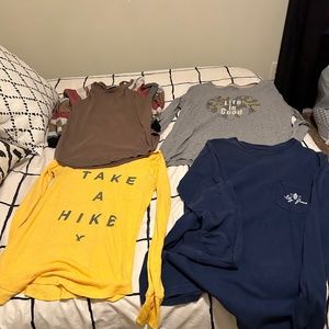 Bundle of long sleeves